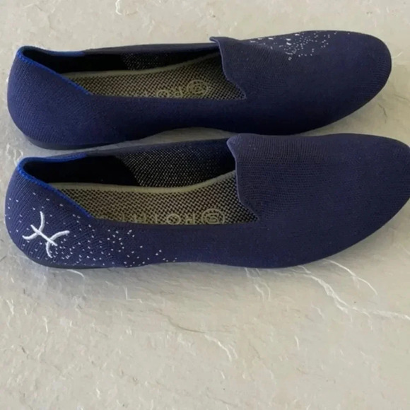 Rothy’s Authentic Pisces Zodiac Marine Blue Rounded Flats Size 8 1/2 - Picture 3 of 9